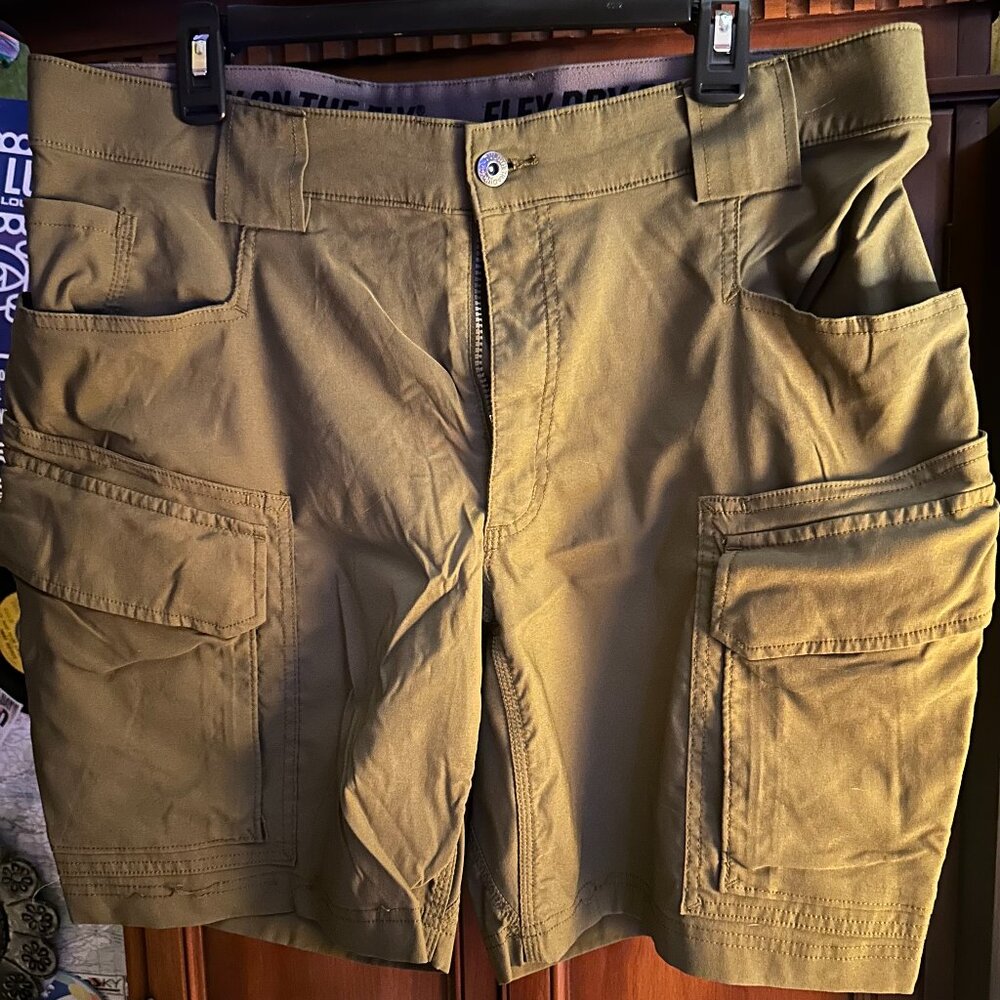 Duluth Cargo Shorts Flex Dry 36